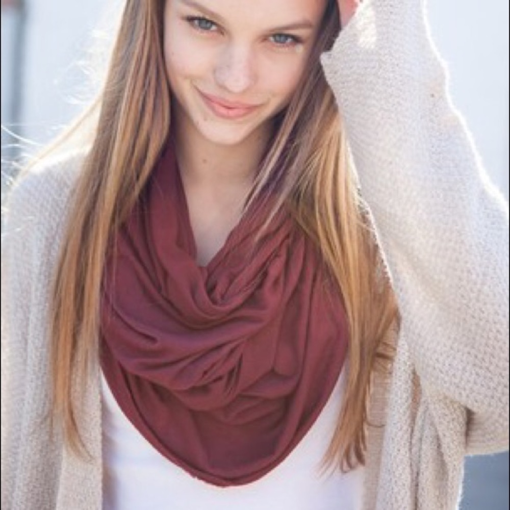 Brandy Melville Reese Infinity Scarf - Picture 3 of 6